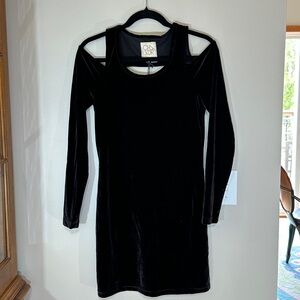 Chaser Velvet Cold Shoulder Vent Back Dress